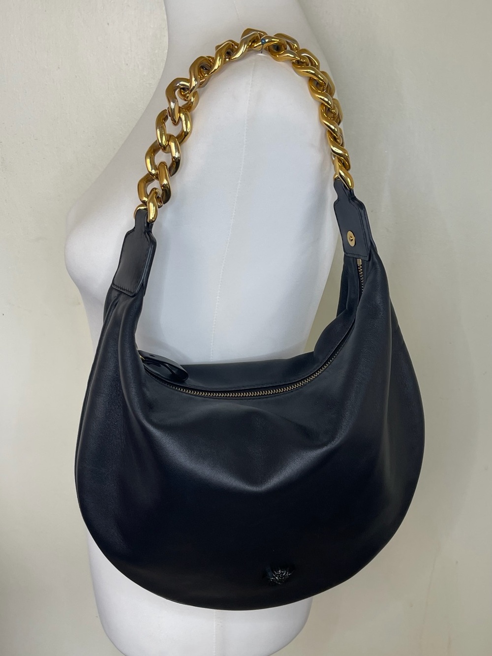 Versace La Medusa Chain Hobo bag - Picture 14 of 16